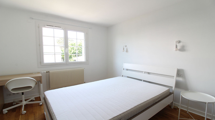 Ma-Cabane - Location Appartement SAINT-BARTHELEMY-D'ANJOU, 146 m²
