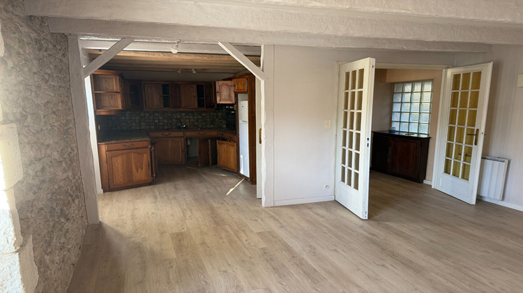 Ma-Cabane - Location Appartement SAINT-BENOIT, 102 m²