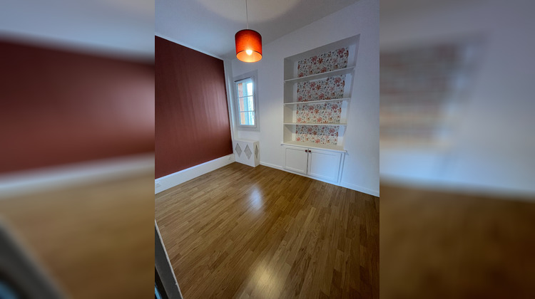 Ma-Cabane - Location Appartement SAINT-BENOIT, 106 m²