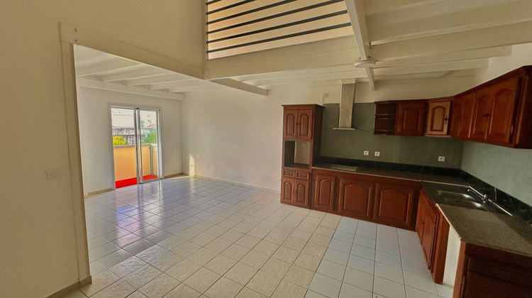 Ma-Cabane - Location Appartement Saint-Benoît, 110 m²