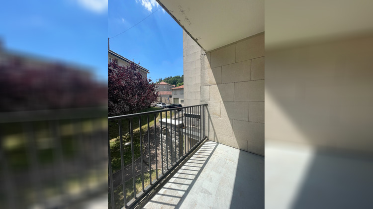 Ma-Cabane - Location Appartement SAINT-BONNET-LE-CHATEAU, 76 m²