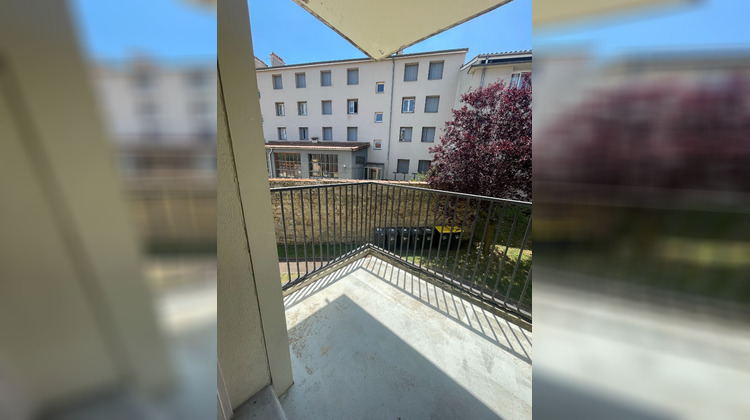 Ma-Cabane - Location Appartement SAINT-BONNET-LE-CHATEAU, 76 m²