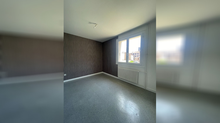 Ma-Cabane - Location Appartement SAINT-BONNET-LE-CHATEAU, 76 m²