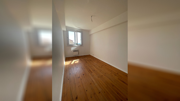 Ma-Cabane - Location Appartement SAINT-BONNET-LE-CHATEAU, 69 m²