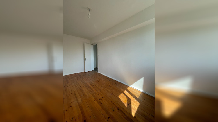 Ma-Cabane - Location Appartement SAINT-BONNET-LE-CHATEAU, 69 m²