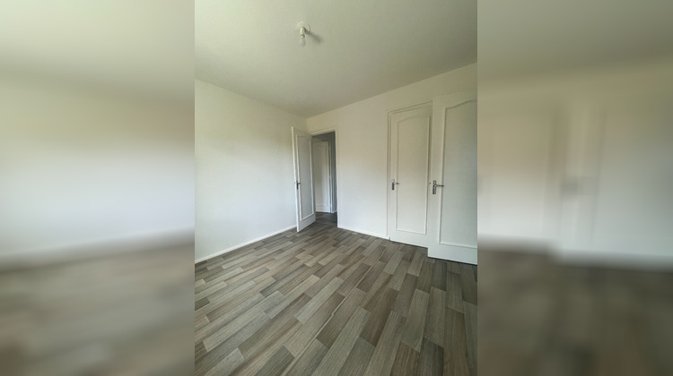 Ma-Cabane - Location Appartement SAINT-BONNET-LE-CHATEAU, 74 m²