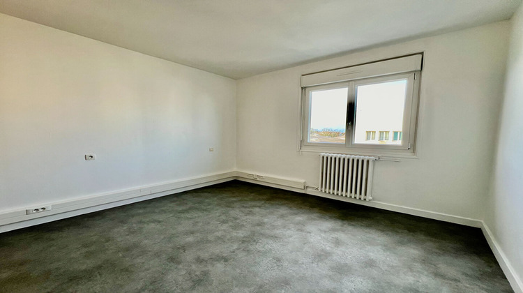 Ma-Cabane - Location Appartement SAINT-BRIEUC, 87 m²