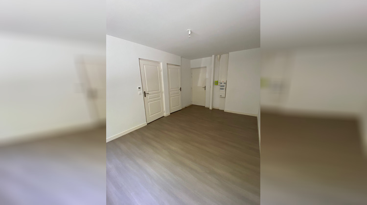 Ma-Cabane - Location Appartement SAINT BRIEUC, 26 m²