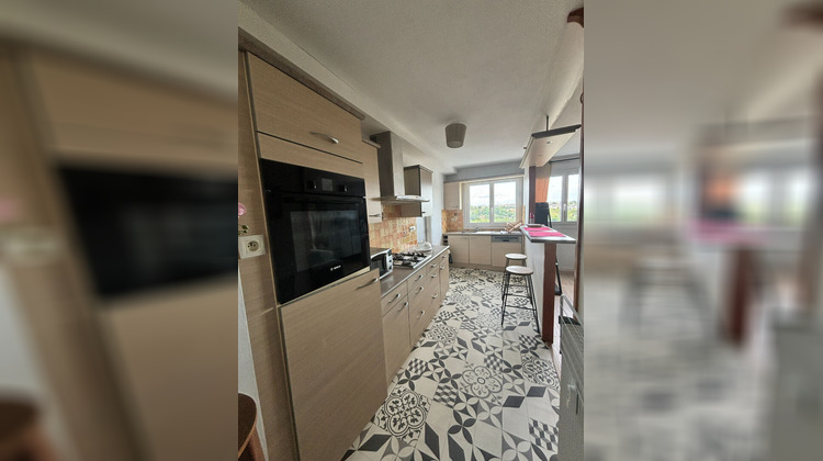 Ma-Cabane - Location Appartement SAINT-BRIEUC, 79 m²