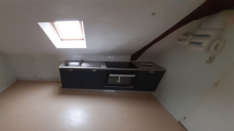 Ma-Cabane - Location Appartement SAINT-CALAIS, 40 m²