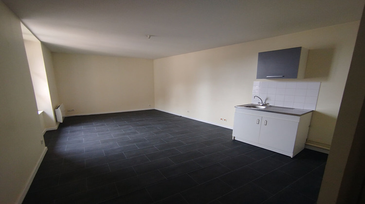 Ma-Cabane - Location Appartement SAINT-CALAIS, 39 m²