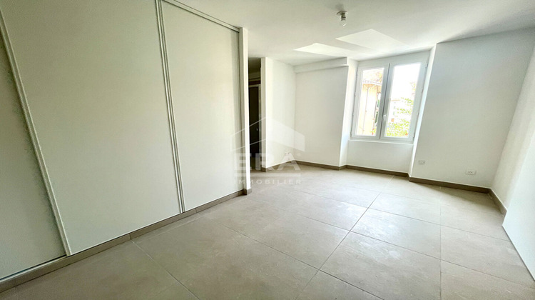 Ma-Cabane - Location Appartement SAINT-CANNAT, 50 m²