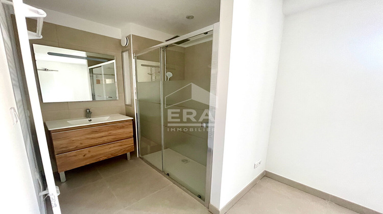 Ma-Cabane - Location Appartement SAINT-CANNAT, 50 m²