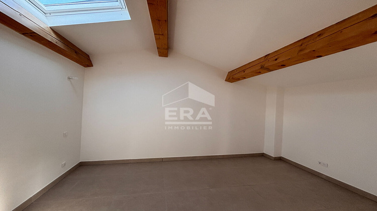 Ma-Cabane - Location Appartement SAINT-CANNAT, 55 m²