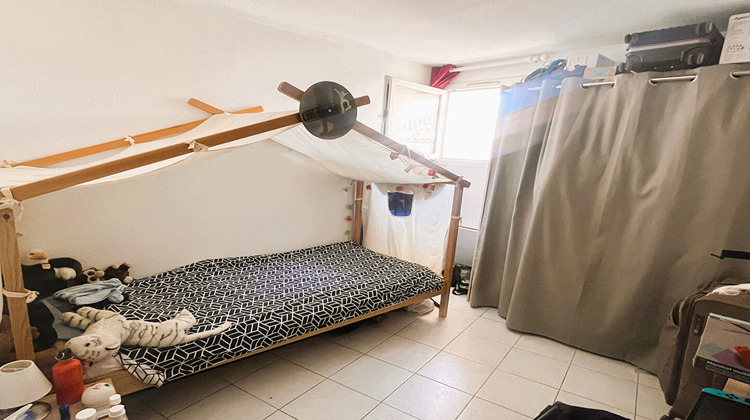 Ma-Cabane - Location Appartement SAINT-CANNAT, 59 m²