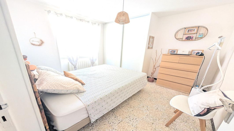 Ma-Cabane - Location Appartement SAINT CHAMAS, 60 m²