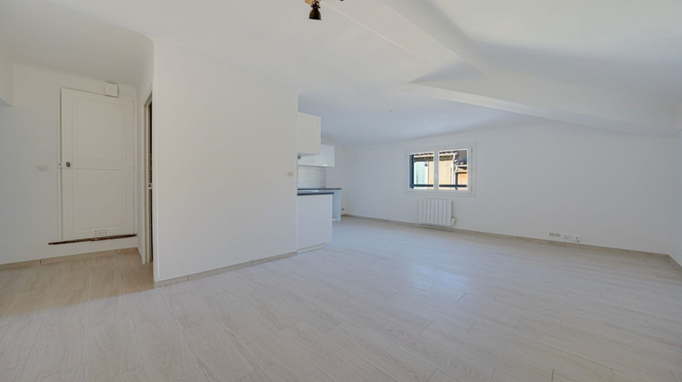 Ma-Cabane - Location Appartement Saint-Chamas, 60 m²