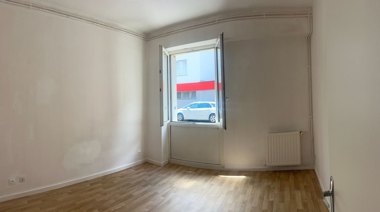 Ma-Cabane - Location Appartement SAINT-CHAMOND, 69 m²