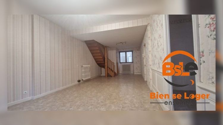 Ma-Cabane - Location Appartement Saint-Chély-d'Apcher, 79 m²