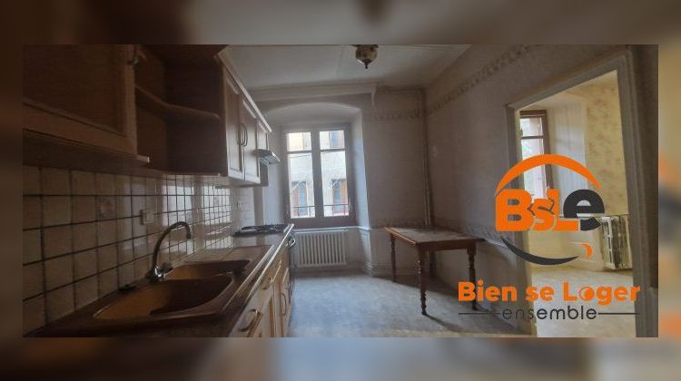 Ma-Cabane - Location Appartement Saint-Chély-d'Apcher, 79 m²