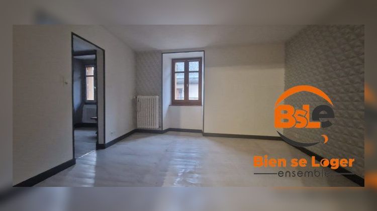 Ma-Cabane - Location Appartement Saint-Chély-d'Apcher, 79 m²