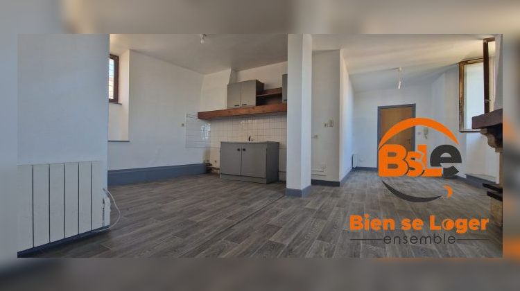 Ma-Cabane - Location Appartement Saint-Chély-d'Apcher, 60 m²