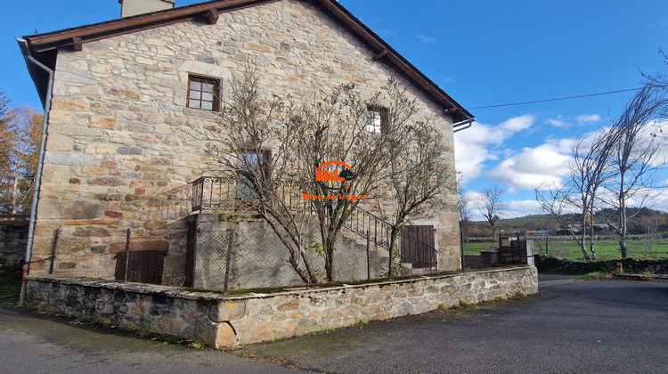 Ma-Cabane - Location Appartement Saint-Chély-d'Apcher, 47 m²