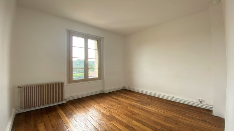 Ma-Cabane - Location Appartement SAINT-CHERON, 49 m²