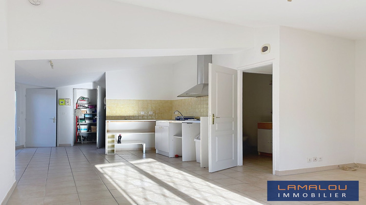 Ma-Cabane - Location Appartement SAINT CHINIAN, 50 m²