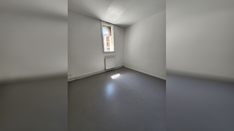 Ma-Cabane - Location Appartement Saint Christo en Jarez, 59 m²