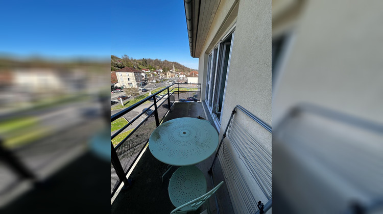 Ma-Cabane - Location Appartement Saint-Clair-de-la-Tour, 62 m²