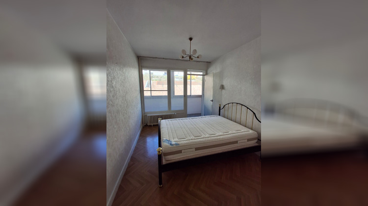 Ma-Cabane - Location Appartement SAINT-CLAUDE, 60 m²