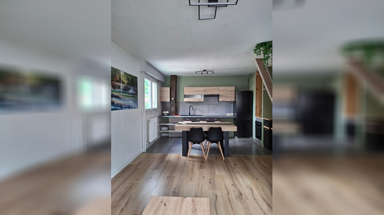 Ma-Cabane - Location Appartement SAINT-CLAUDE, 45 m²