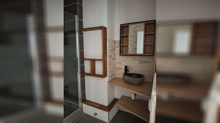Ma-Cabane - Location Appartement SAINT-CLAUDE, 45 m²