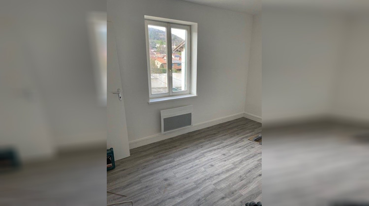 Ma-Cabane - Location Appartement Saint-Cyr-au-Mont-d'Or, 46 m²