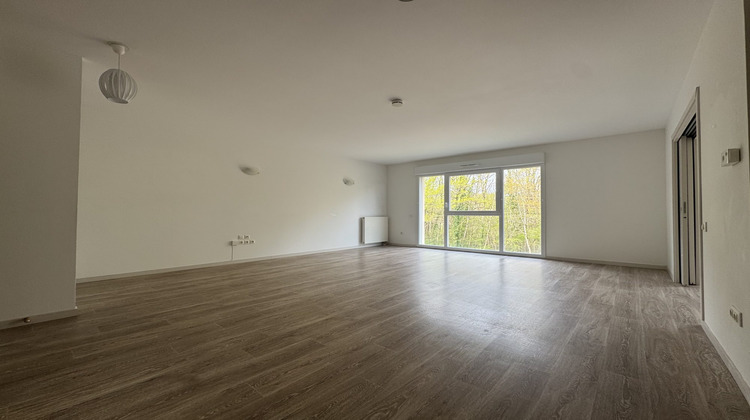 Ma-Cabane - Location Appartement Saint-Cyr-en-Val, 48 m²