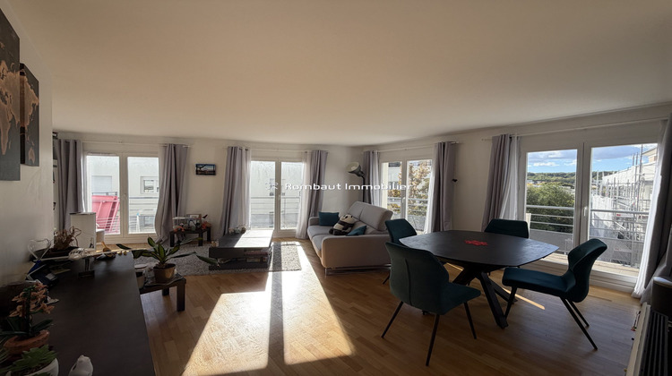 Ma-Cabane - Location Appartement Saint-Cyr-l'École, 83 m²