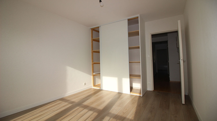 Ma-Cabane - Location Appartement SAINT-CYR-SUR-LOIRE, 76 m²