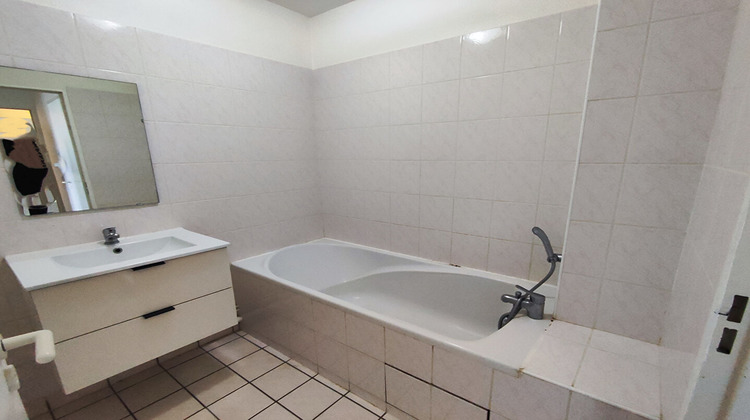 Ma-Cabane - Location Appartement SAINT-CYR-SUR-LOIRE, 45 m²