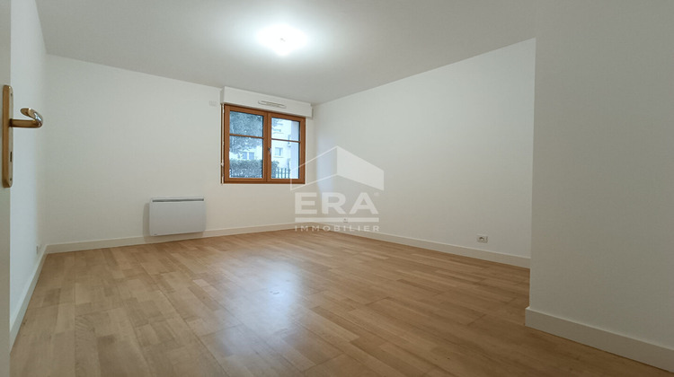 Ma-Cabane - Location Appartement SAINT-CYR-SUR-LOIRE, 66 m²