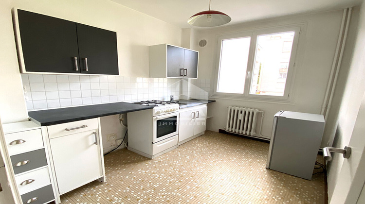 Ma-Cabane - Location Appartement SAINT-CYR-SUR-LOIRE, 39 m²