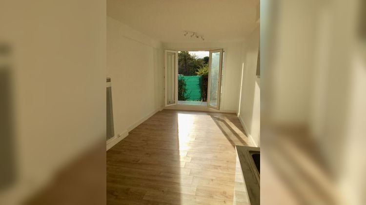 Ma-Cabane - Location Appartement Saint-Cyr-sur-Mer, 38 m²