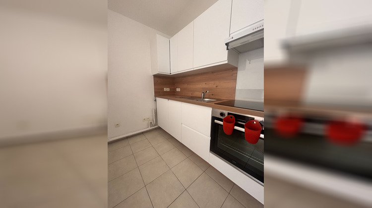 Ma-Cabane - Location Appartement SAINT-DENIS, 42 m²