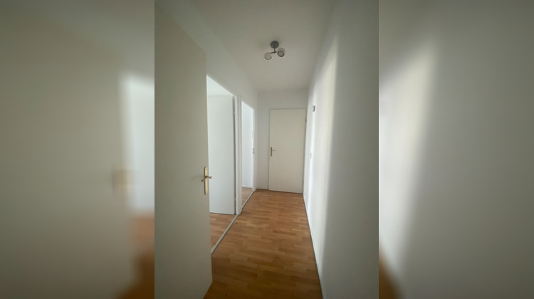 Ma-Cabane - Location Appartement SAINT-DENIS, 79 m²