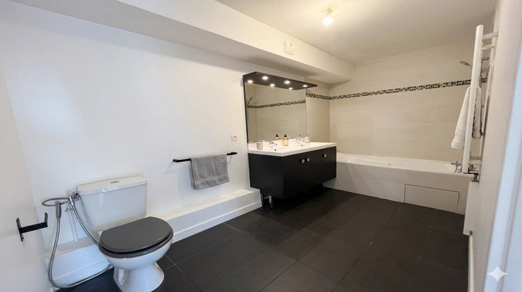 Ma-Cabane - Location Appartement SAINT-DENIS, 87 m²