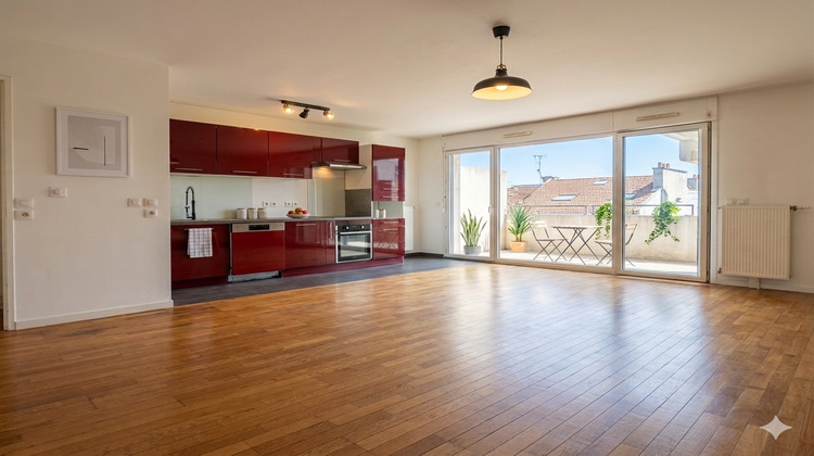 Ma-Cabane - Location Appartement SAINT-DENIS, 87 m²