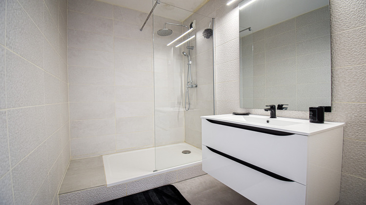 Ma-Cabane - Location Appartement Saint-Denis, 58 m²