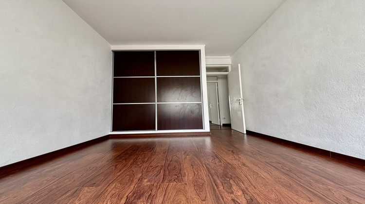 Ma-Cabane - Location Appartement Saint-Denis, 92 m²