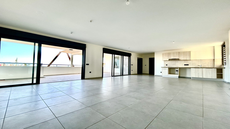 Ma-Cabane - Location Appartement Saint-Denis, 97 m²