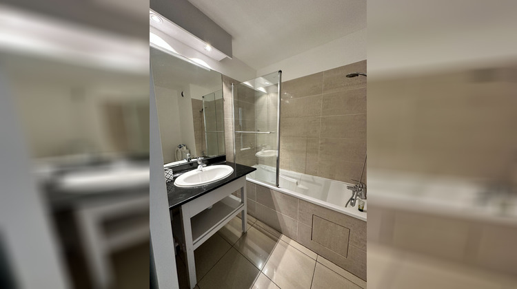 Ma-Cabane - Location Appartement SAINT-DENIS, 42 m²